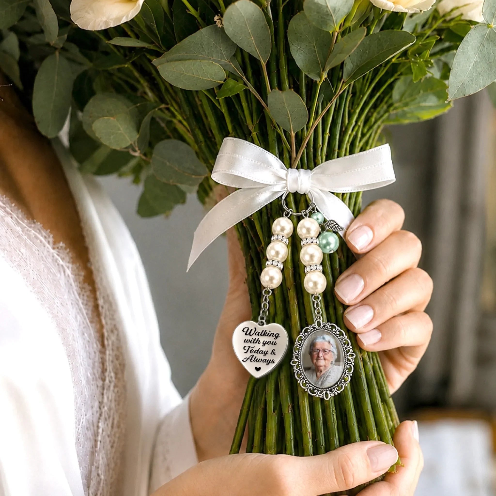 Custom Photo Bouquet Charm - Personalized Memorial Sympathy Gifts For Brides - Carrying Your Love With Me